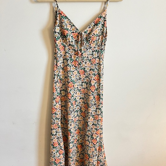 Princess Polly Marlu Midi Dress - Picture 2 of 5